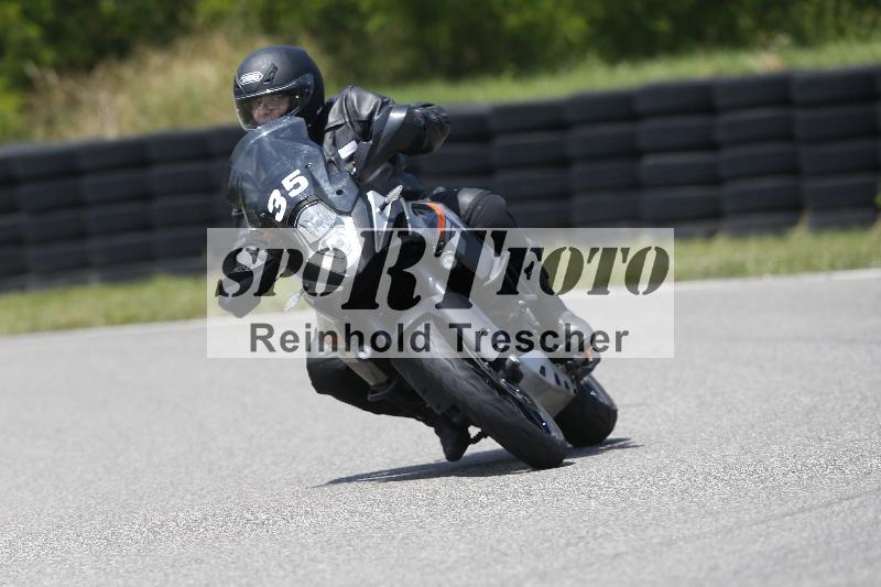 /27 12.06.2025 Ducati Schweiz Trackday Warmup  ADR/gruen-vert/35